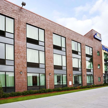 ניו יורק Days Inn Bronx מראה חיצוני תמונה